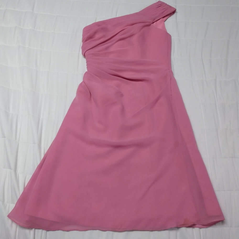 Dusty rose dress perfect for special occasions